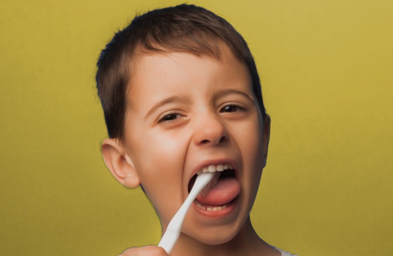 child-brush-teeth